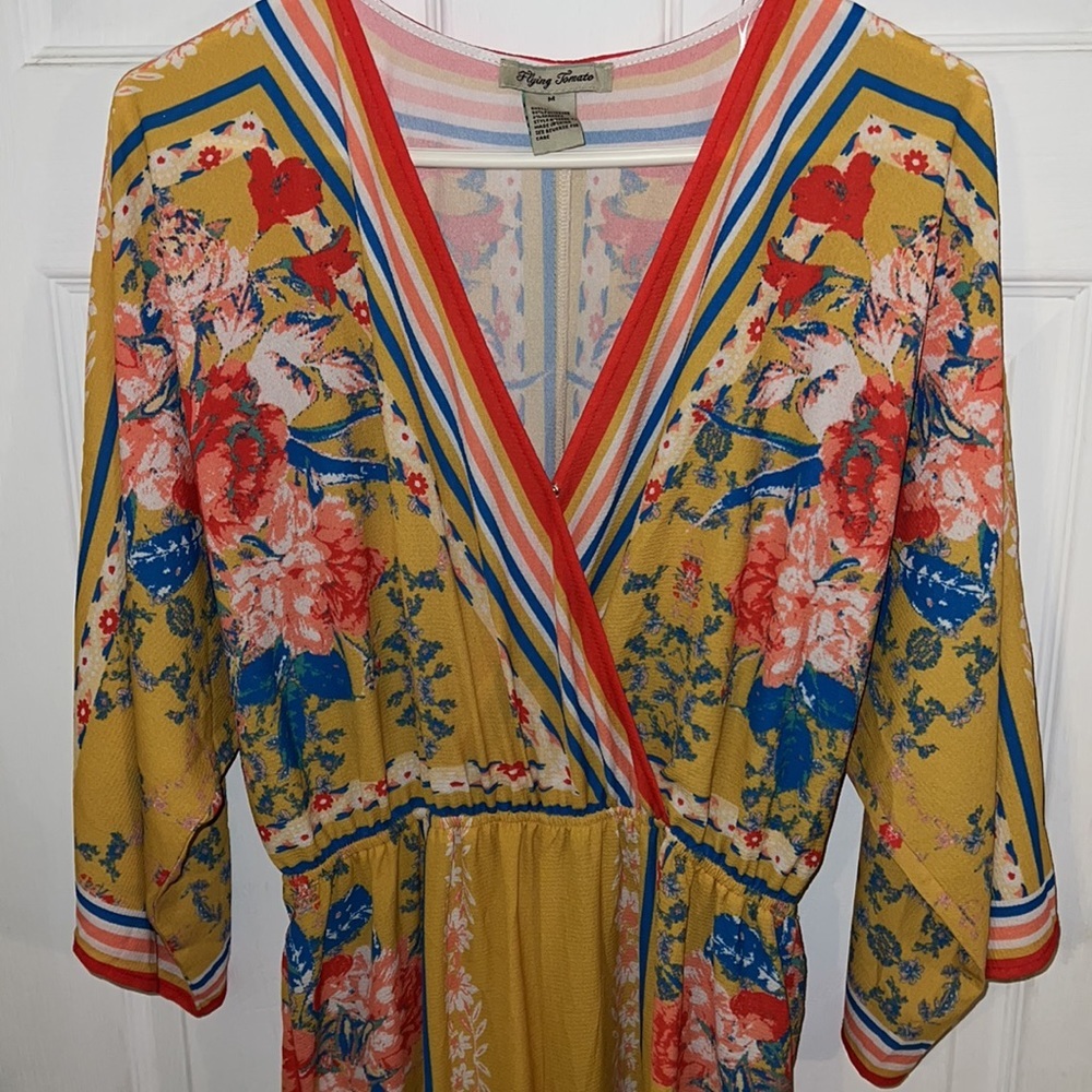Flying Tomato Floral Jumper M